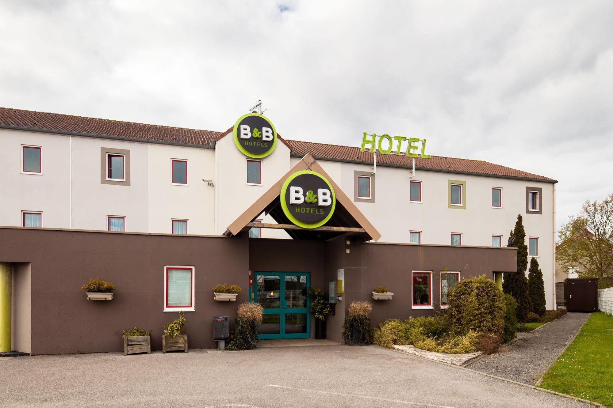B&B Hotel Calais Centre St Pierre Exterior foto
